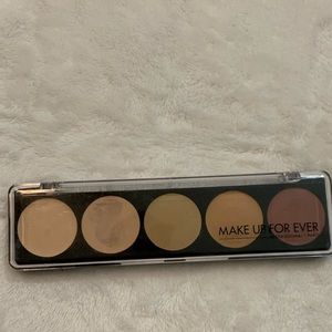 Makeup forever 5 color camouflage cream palette